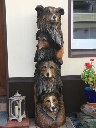 Stamm mit 4 Hunden nach Foto, Eiche, 200cm